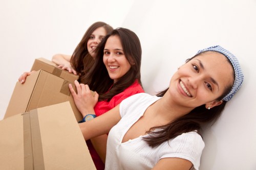 Customer satisfaction with local moving experts